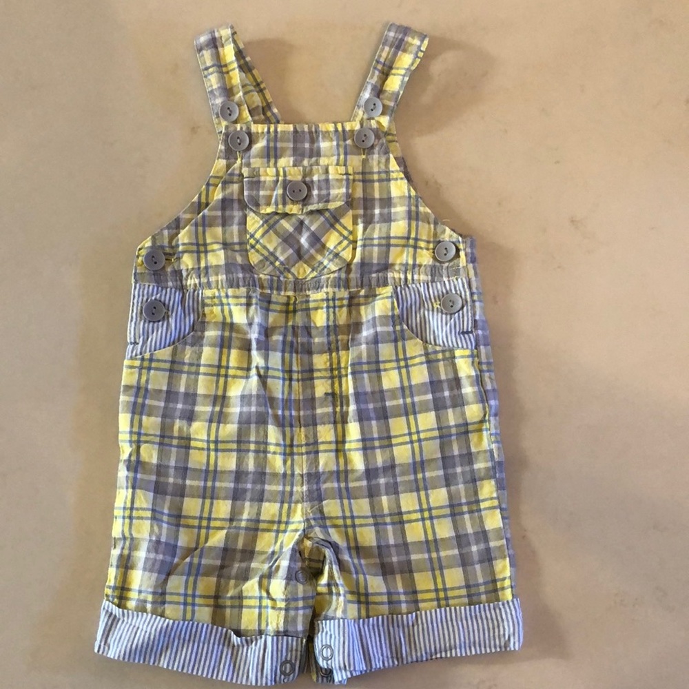 **6 Items for $26** Baby Checkered Shortall, size 6-9mos